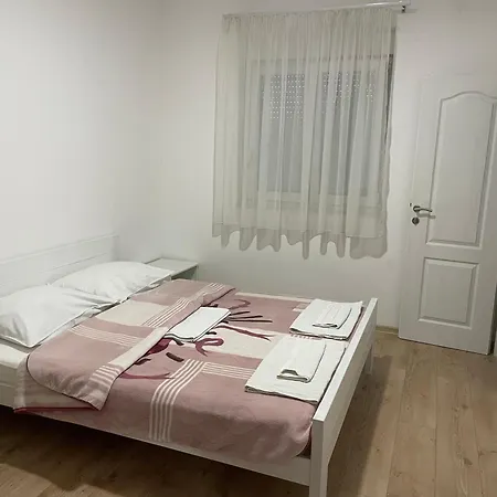 Sobe Klara krevet i doručak