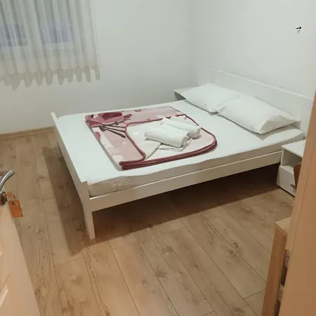 فندق مبيت وإفطار Sobe Klara
